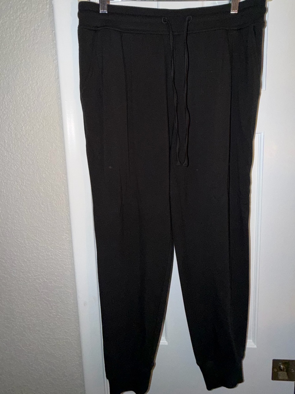 Vineyard Vines Dream Jogger Black Pants with Drawstring